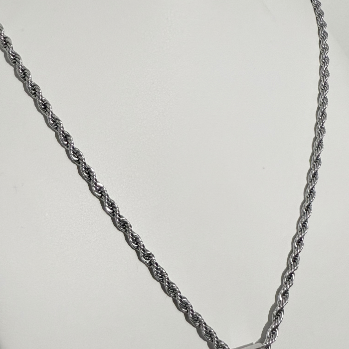 ROPE CHAIN AND CROSS PENDANT